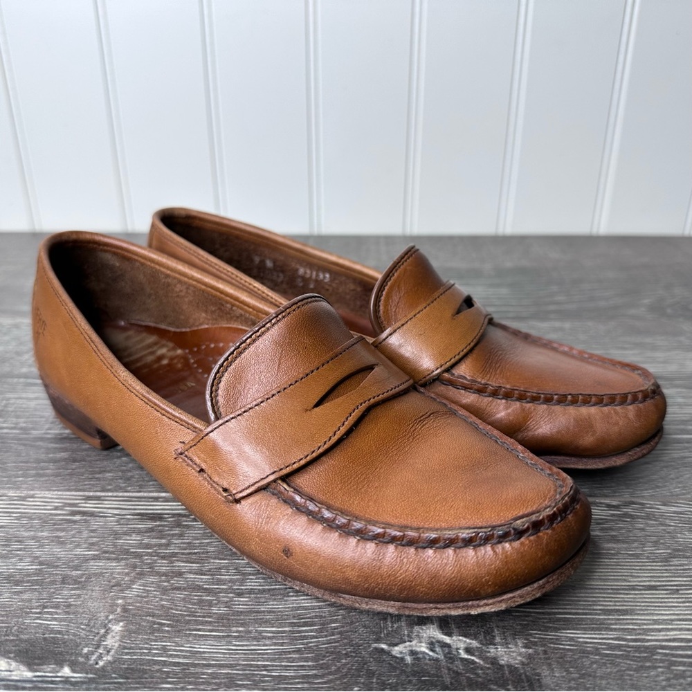 Frye Womens Size 7 M Distressed Brown Leather Penny Loafer Classic